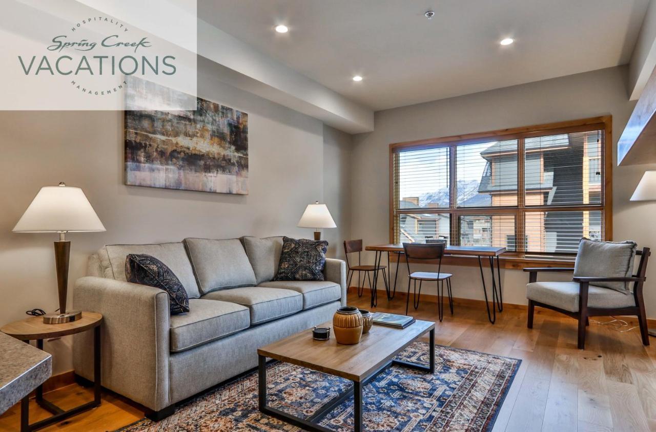 White Spruce Lodge By Spring Creek Vacations Канмор Стая снимка