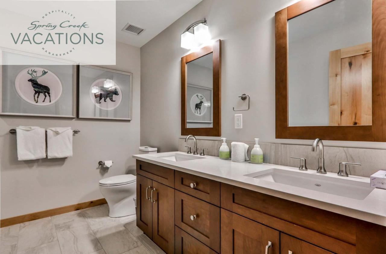 White Spruce Lodge By Spring Creek Vacations Канмор Стая снимка